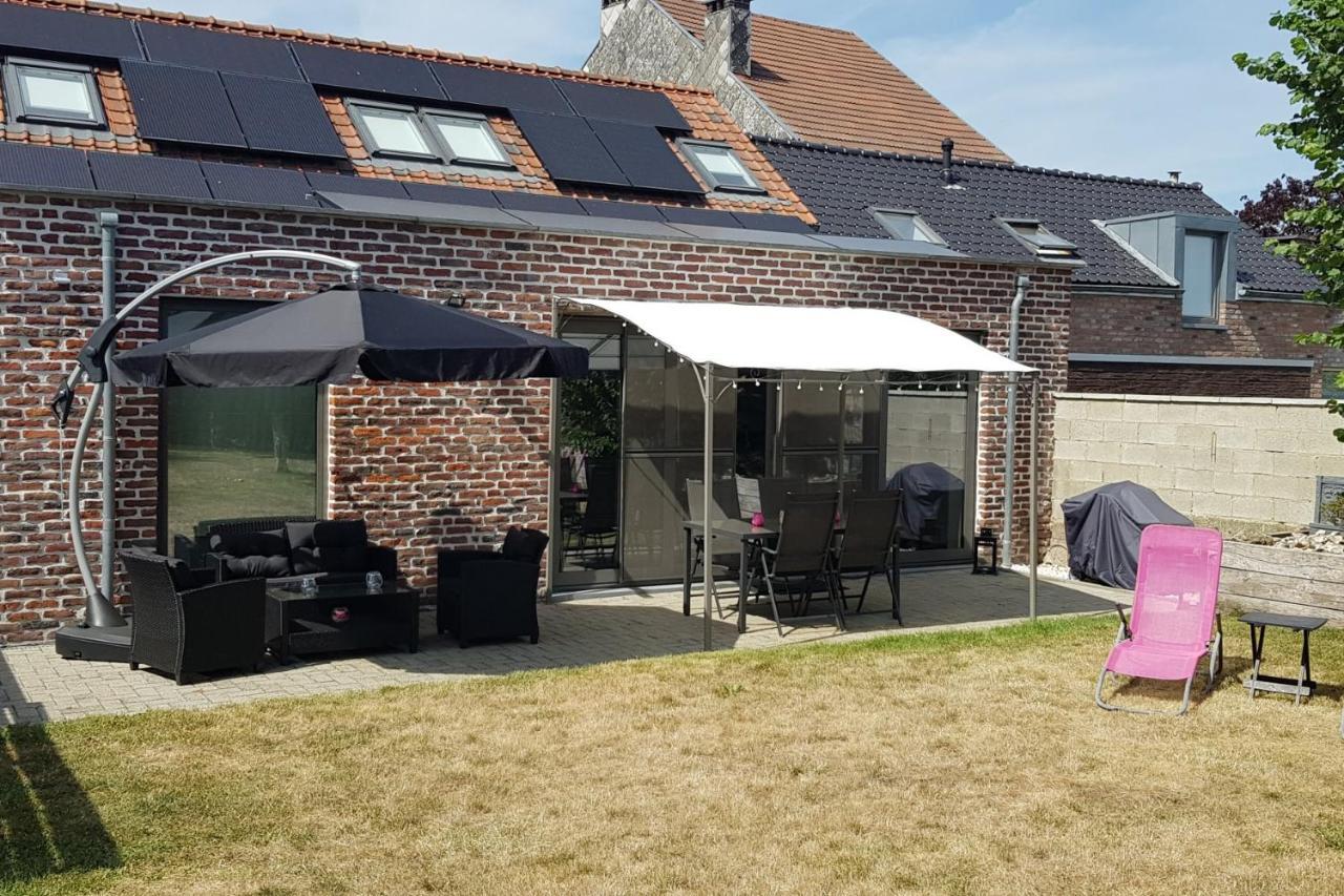 La Renaissance Vila Villers-l'Eveque Exterior foto
